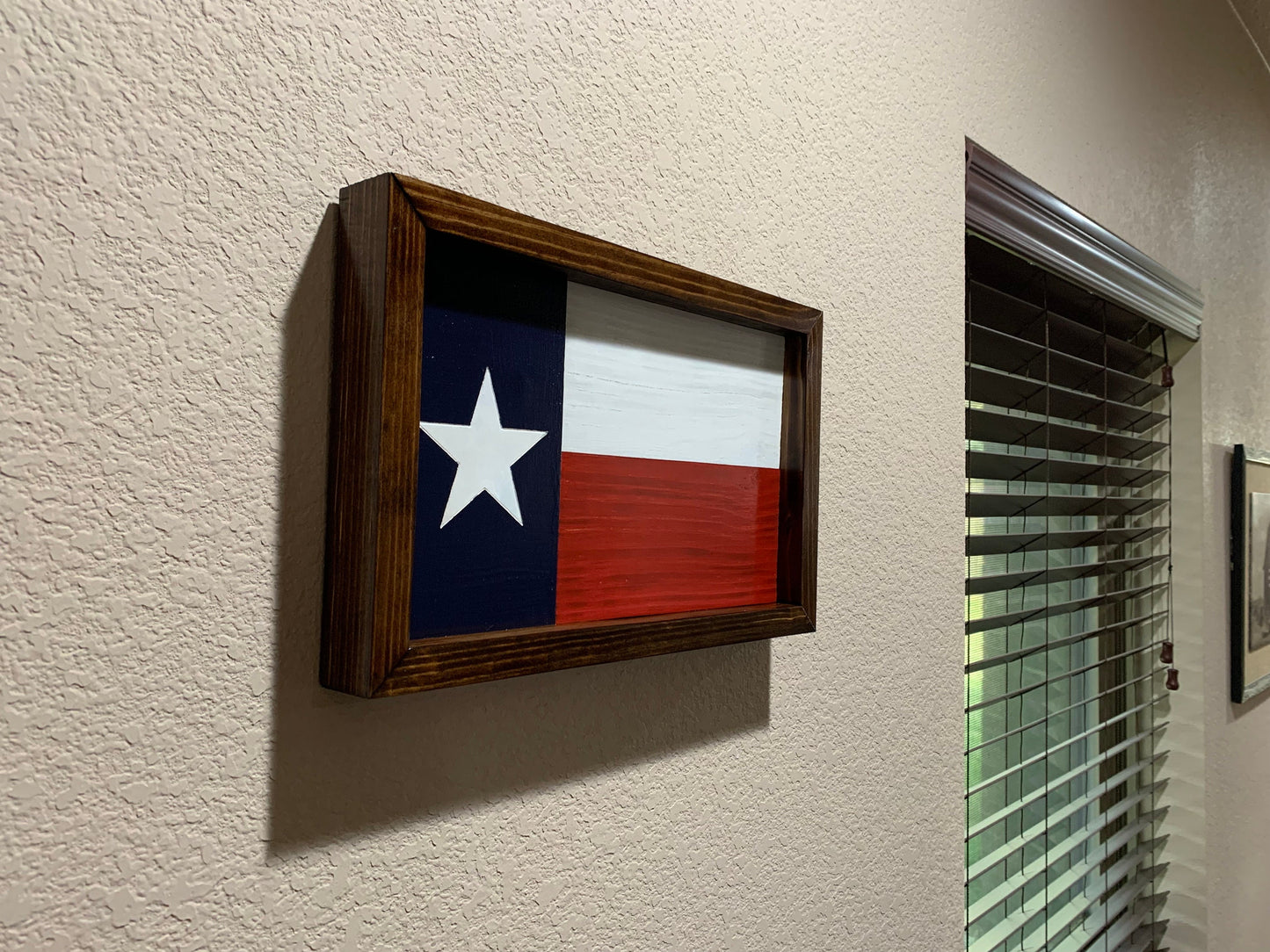 Vintage Texas Flag in Distressed Wooden Frame, Charming Texas Flag on Weathered Wood Frame, Rustic Texas Flag Wall Art in Distressed Frame